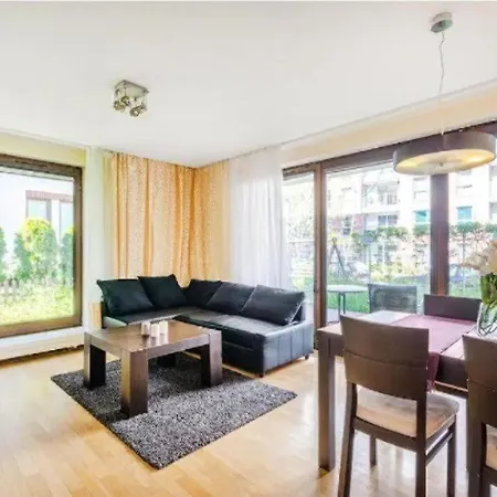 Urban Nest - Szafarnia 7 & 8 格但斯克