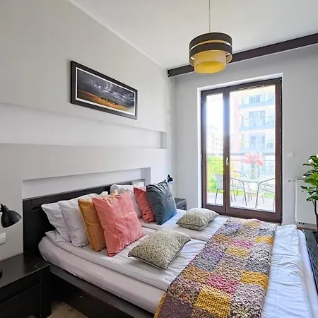 Urban Nest - Szafarnia 7 & 8 * Gdansk