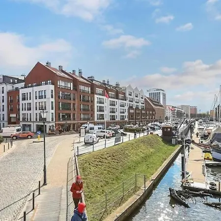 Urban Nest - Szafarnia 7 & 8